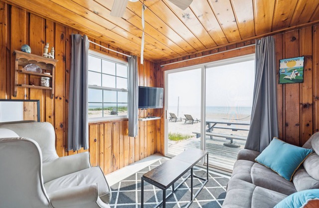 Barefoot Beach Resort