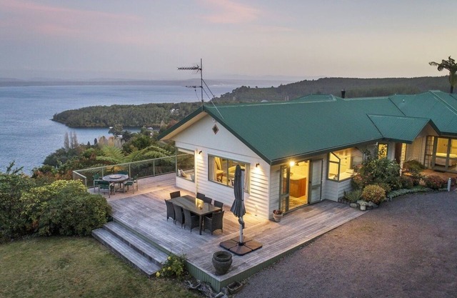 Base: 4 Extra: $30 65 Mapara Road, Taupo