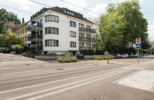 BASELiving 3,5 Room Suite - Near ESC - Bahnhof SBB