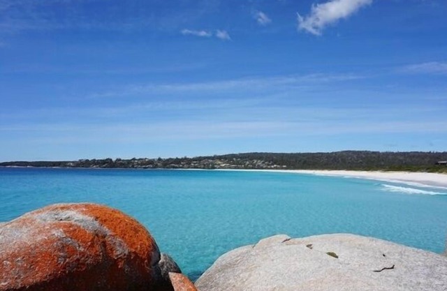 BAY OF FIRES ECO HUT Binalong Bay