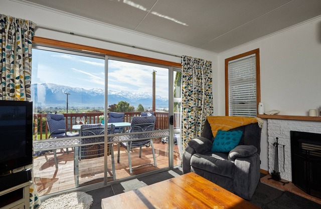 Bayview Vista - Kaikoura Holiday Home