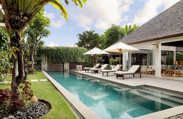 BB5001 - 5 Bedroom Villa in Batu Belig