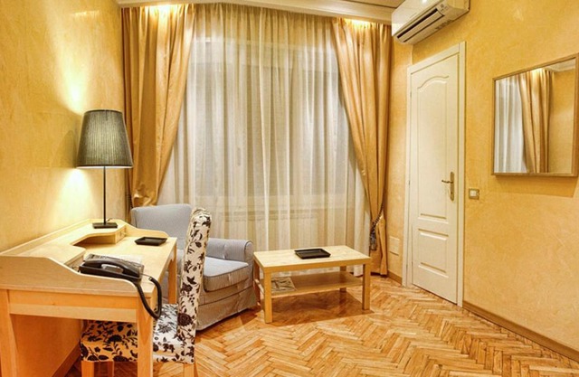 "BBCORSOTRIESTE" - Bed and Breakfast di Emanuele Mazza