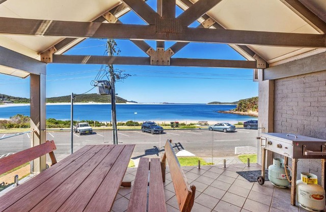 Beach Duplex 72 Marine Dr - Fingal Bay