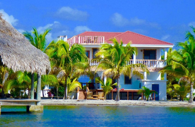 Beach Front, Private Home With Pool, Beach, Oceanfront