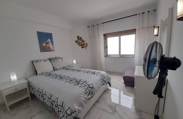 BEACH VIEW, WIFI AND REFURBISHED