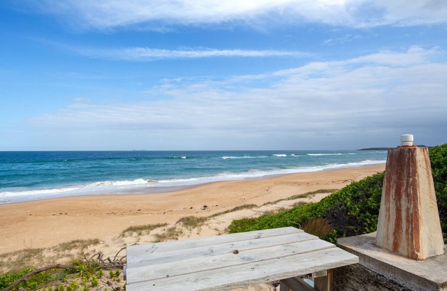 BEACHES AT WOOLI: 2 BR, 1 BA House in Wooli, Sleeps 6