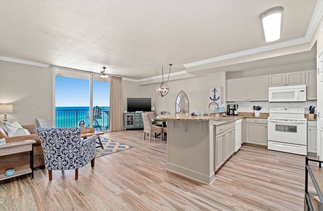 Beachfront Five Star Family Friendly Condo Near Pier Park, Sleeps 5