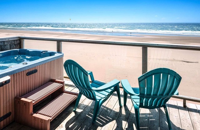 Beachfront, Hot Tub, BBQ | Coastal Treasure