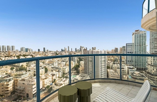 Beachfront Property with Balcony