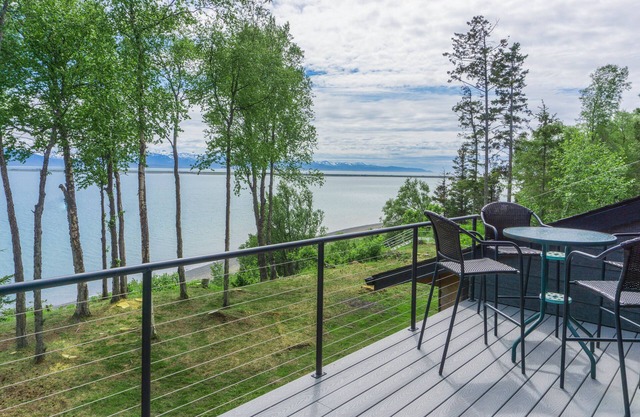 Beachfront property! 2 Bed/2 Bath and no added cleaning fees