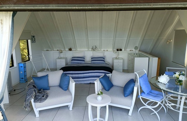 Beachfront property,family friendly accommodation with great views