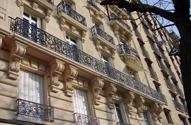 Beautiful 2-bedroom apt. at the Seine, opposite Le Marais, close to Bastille