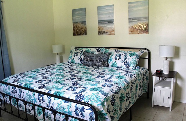 Beautiful 2bd with River Views & Amazing Sunsets