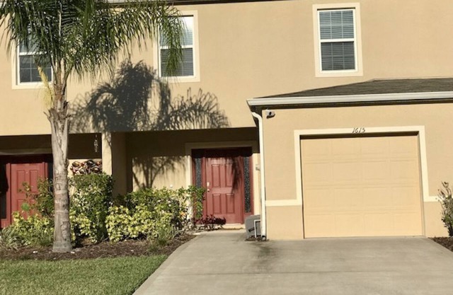 Beautiful 3 bed 2.5 Bath Townhome, Central Florida - Close to everything!