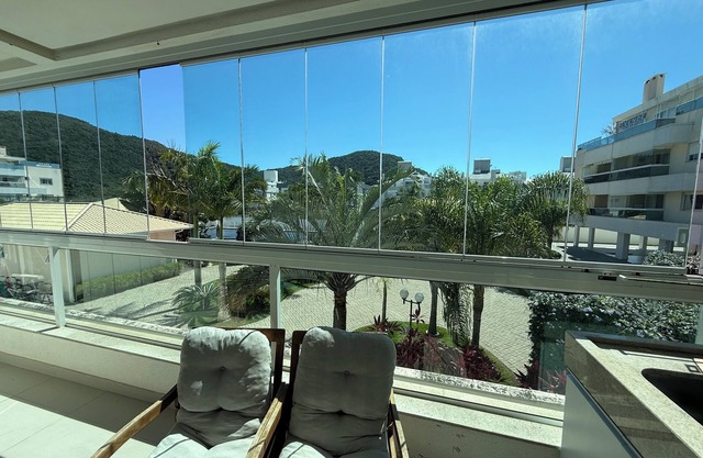 Beautiful apartment very close to the beach