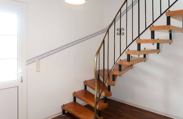 Beautiful apartment in villa for 8 guests with WIFI, TV, terrace and pets allowed