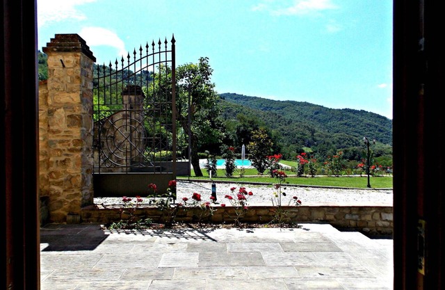 Beautiful apartment for 6 people with WIFI, pool, A/C, TV and pets allowed