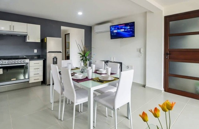 Beautiful apartment near the beach