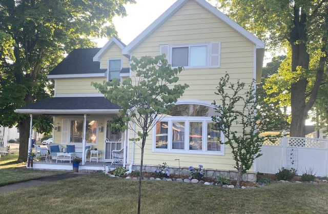 Beautiful Beulah Lakehouse