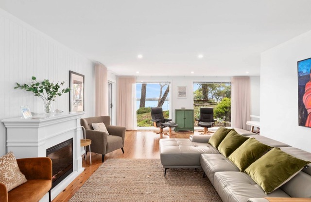 Beautiful Clifftop home with panoramic views