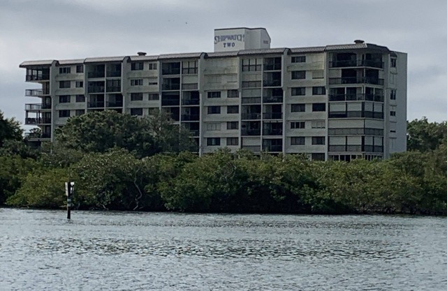 Beautiful condo 5 minutes from Indian Rocks Beach