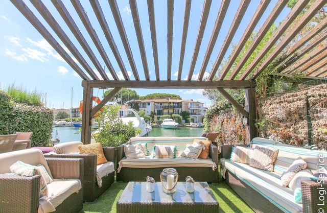 Beautiful double house for 10 persons with AC