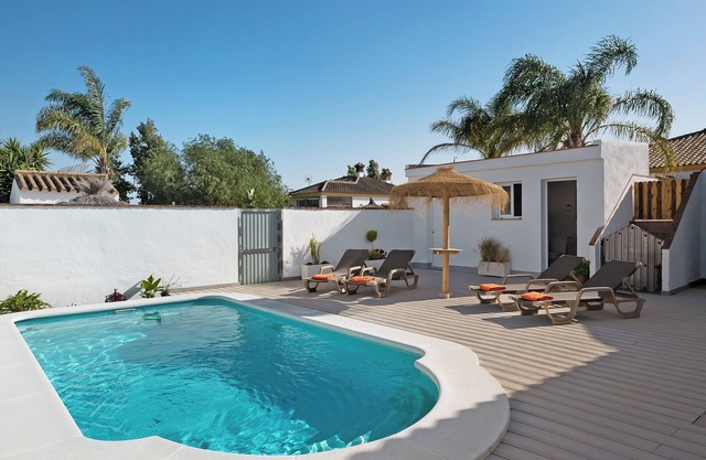 Beautiful Home Casa Villanueva 1 with Private Pool, Garden, Terrace & Wi-Fi