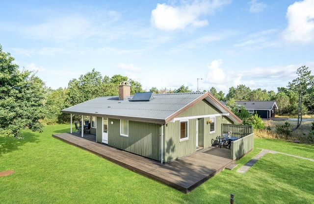 Beautiful home in Blåvand with kitchen