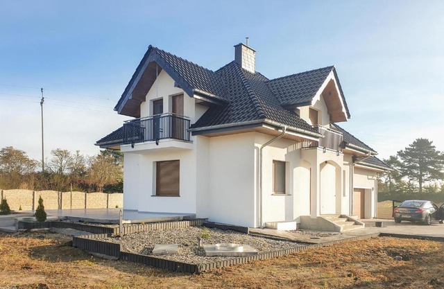 Beautiful Home In Dobra Krapkowice