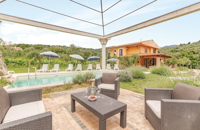 Beautiful home in Itri -LT-