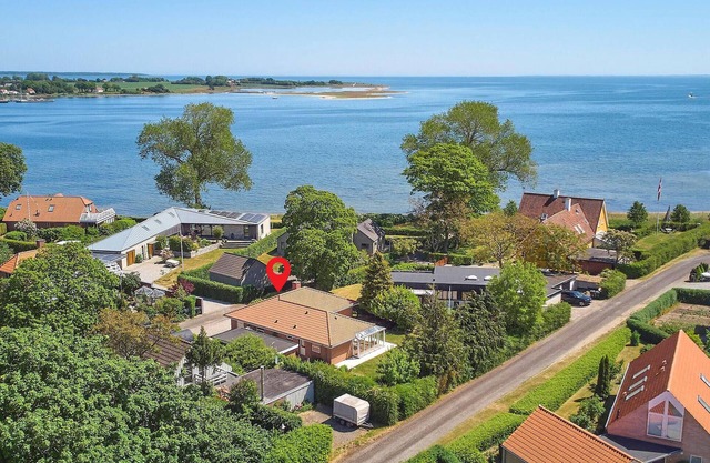 Beautiful home in Juelsminde with house sea view