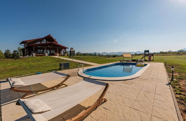 Beautiful home in Sveti Rok