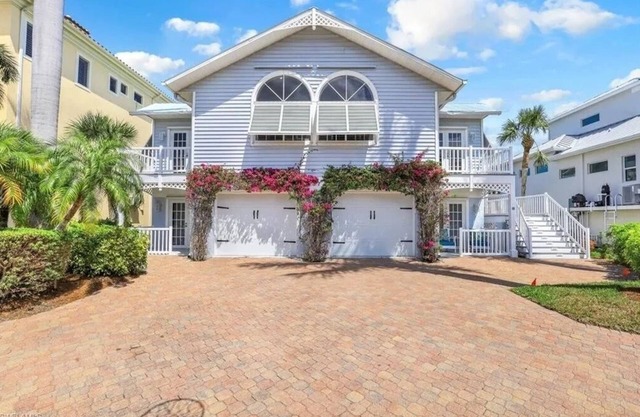Beautiful Key West style home with Gulf views minutes from beach.