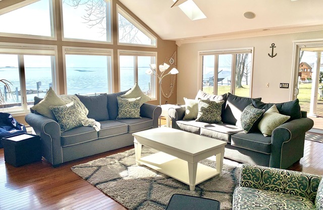 Beautiful Lakefront Home On Lake St Clair!