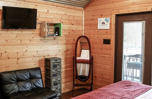 Beautiful Log cabin overlooking a meadow