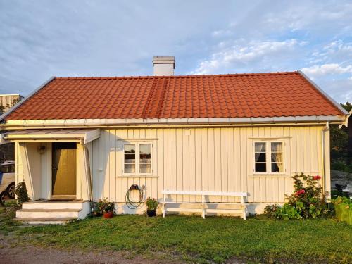 Beautiful log house at The World's End, Tjøme