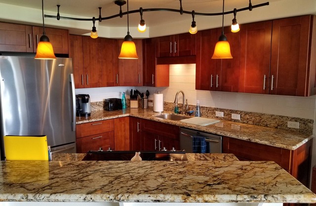 Beautiful Luxury Oceanfront Condo-Grnd Floor, Great View, A/C, Wi-Fi, BDRM View