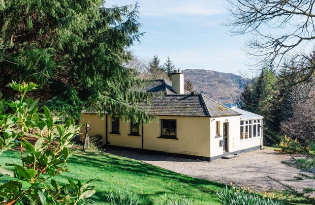 Beautiful private villa for 6 people with WIFI, TV, patio, panoramic view and parking
