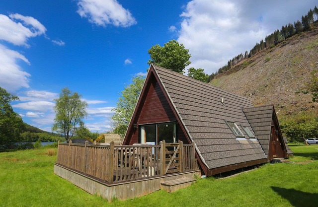 Beautiful private villa for 6 guests with WIFI, TV, terrace, pets allowed and panoramic view