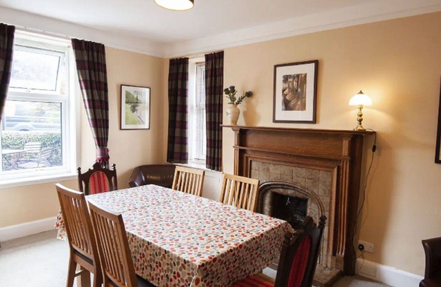 Beautiful private villa for 6 people with WIFI, TV and patio