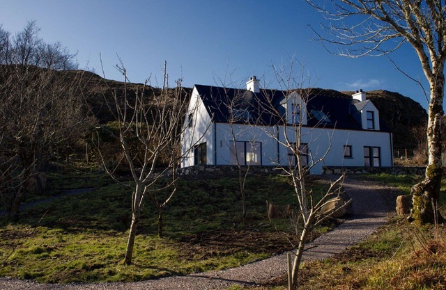 Beautiful private villa for 6 guests with WIFI, TV, patio and panoramic view