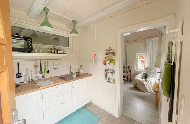 Beautiful private villa for 2 people with WIFI, patio and pets allowed
