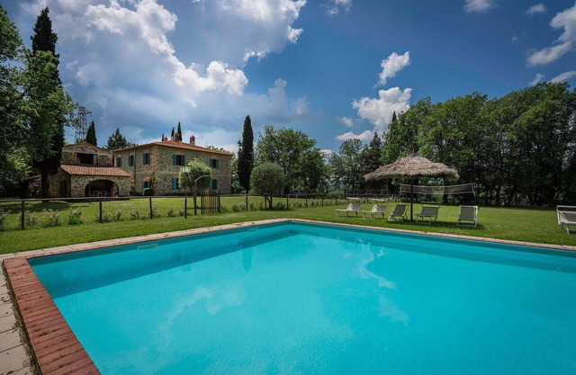 Beautiful private villa with A/C, WIFI, private pool, patio, pets allowed and panoramic view