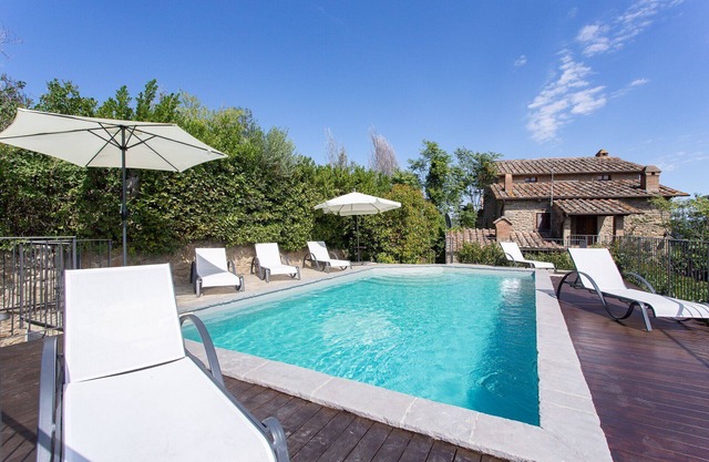 Beautiful private villa for 8 guests with WIFI, A/C, private pool, TV, terrace and panoramic view