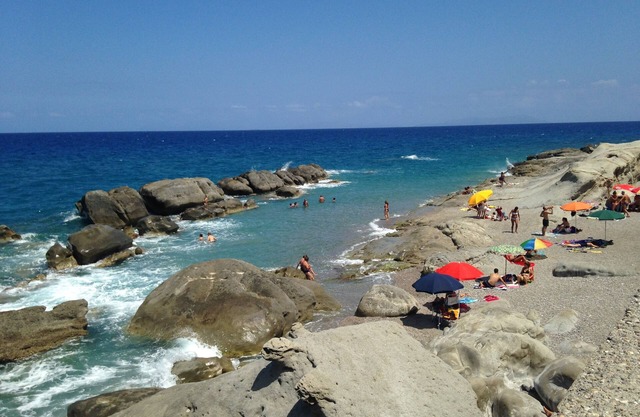 Beautiful renoveted fisherman's house in front of sea & beach in Capo d'Orlando