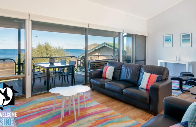 Beautiful Sea Front 3BR with Great Views