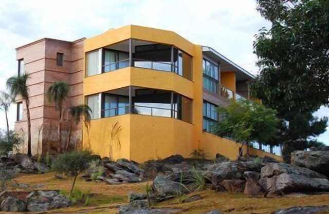 Beautiful studio unit at resort, sleeps 2