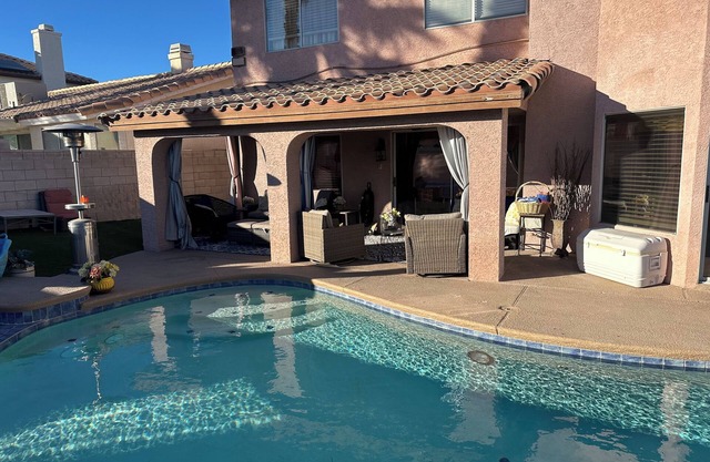 Beautiful Summerlin Escape - Desert Villa