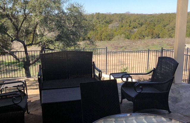 Beautiful Sun City Georgetown Executive Home with Private Rear Yard